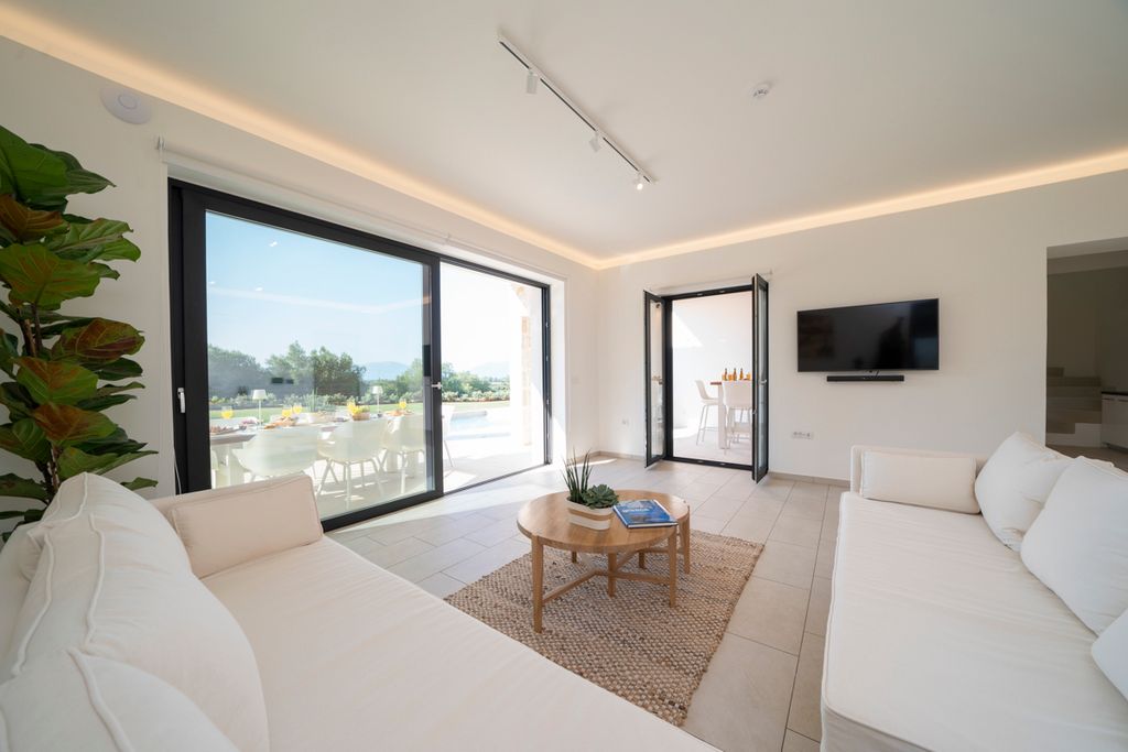 Villa Crocus Kefalonia Olivers Travels 3