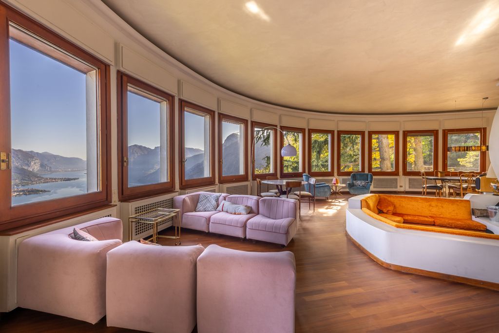 Villa Splendente ItaliaLakes Olivers Travels 4