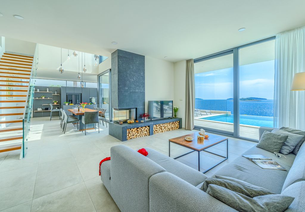 Villa Marella Dalmatia Coast Olivers Travels 003