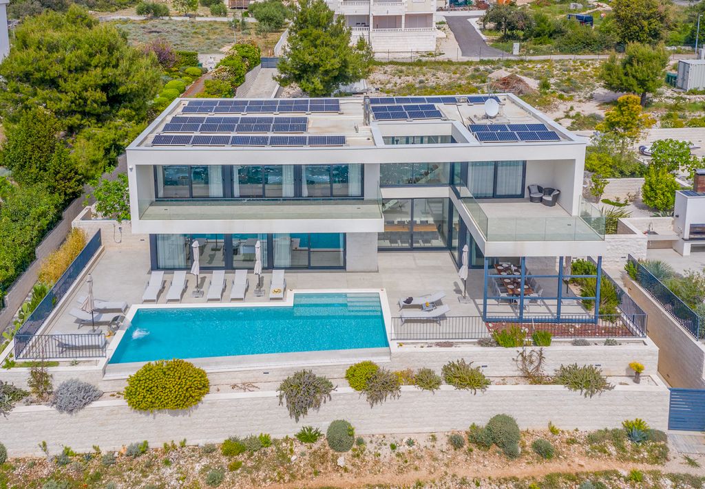 Villa Marella Dalmatia Coast Olivers Travels 001