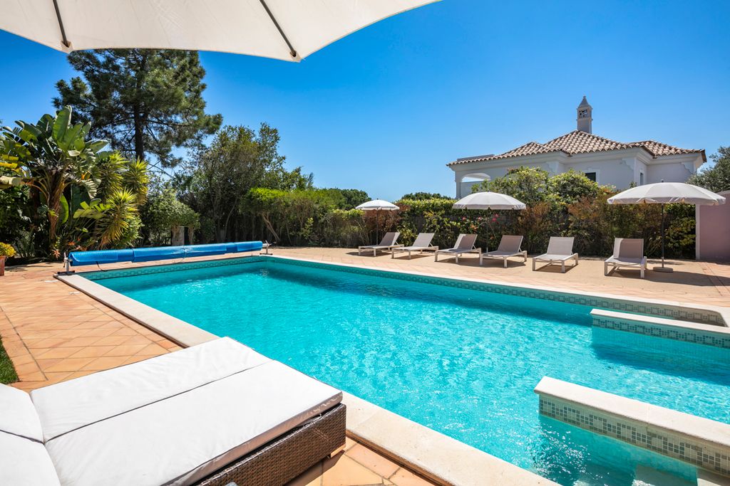 Villa Algarvia Quinta do Lago Olivers Travels 2