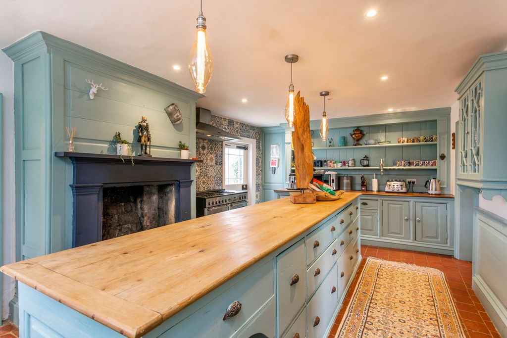 Country Retreat Midlands Olivers Travels5