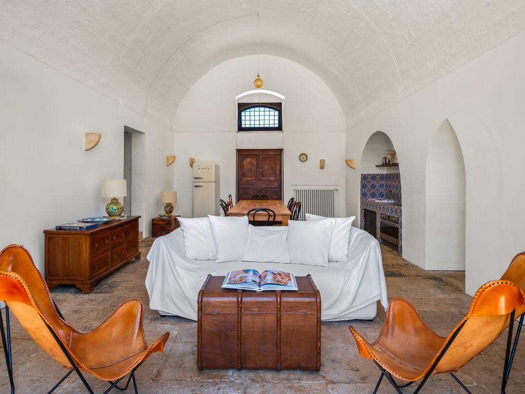 La Dolce Vita Sicily Italia OliversTravels 03