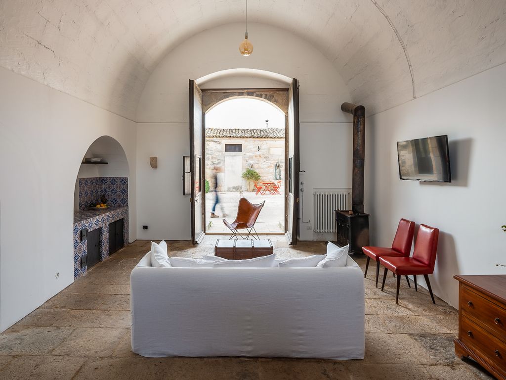 La Dolce Vita Sicily Italia OliversTravels 05