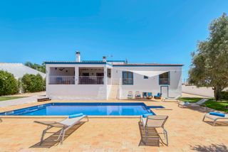 Petit Gloriana Lagoa Olivers Travels 1