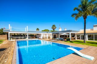 Fuentes Pera Algarve OliversTravels 1