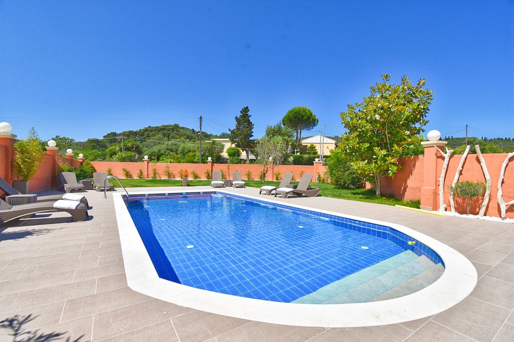Villa Rahu Corfu Olivers Travels 5