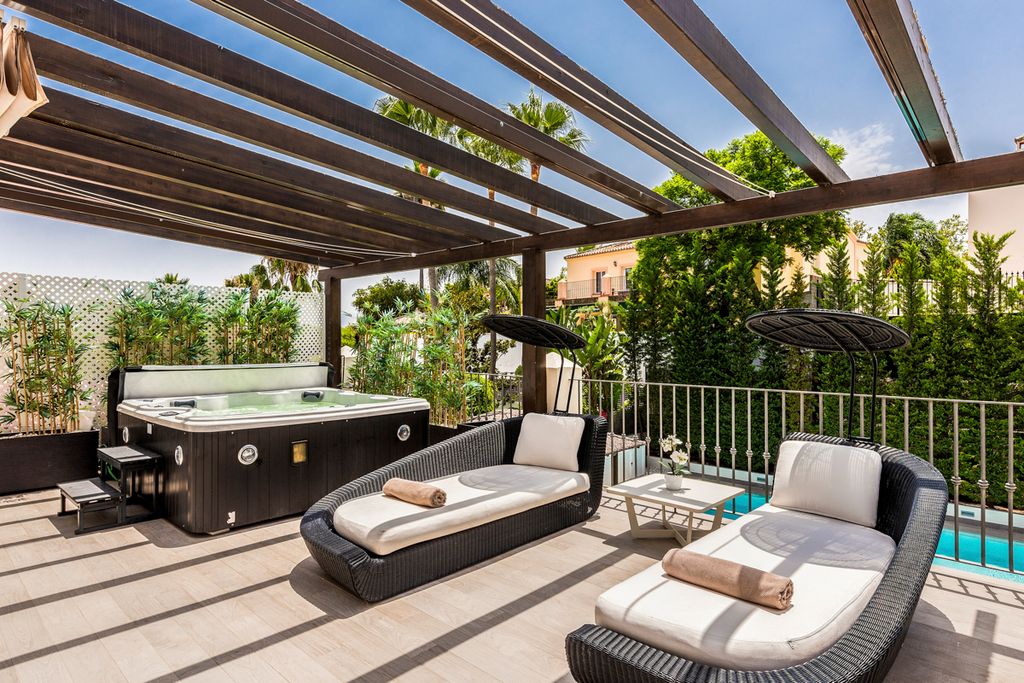 Casa Valle Costa del Sol Olivers Travels 1  2 