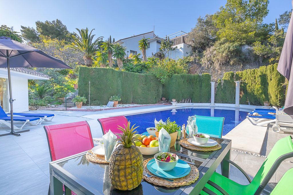 Villa Cheriva Costa del Sol Olivers Travels 2