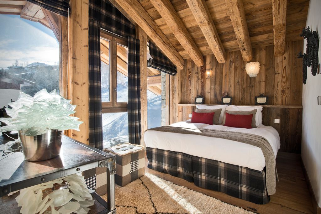 Chalet St Roch Val Isere Olivers Travels 5