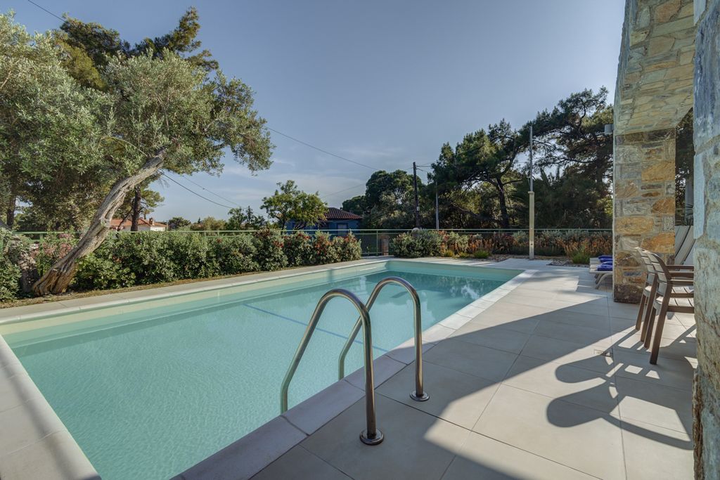Villa Volute Lesbos Olivers Travels 002