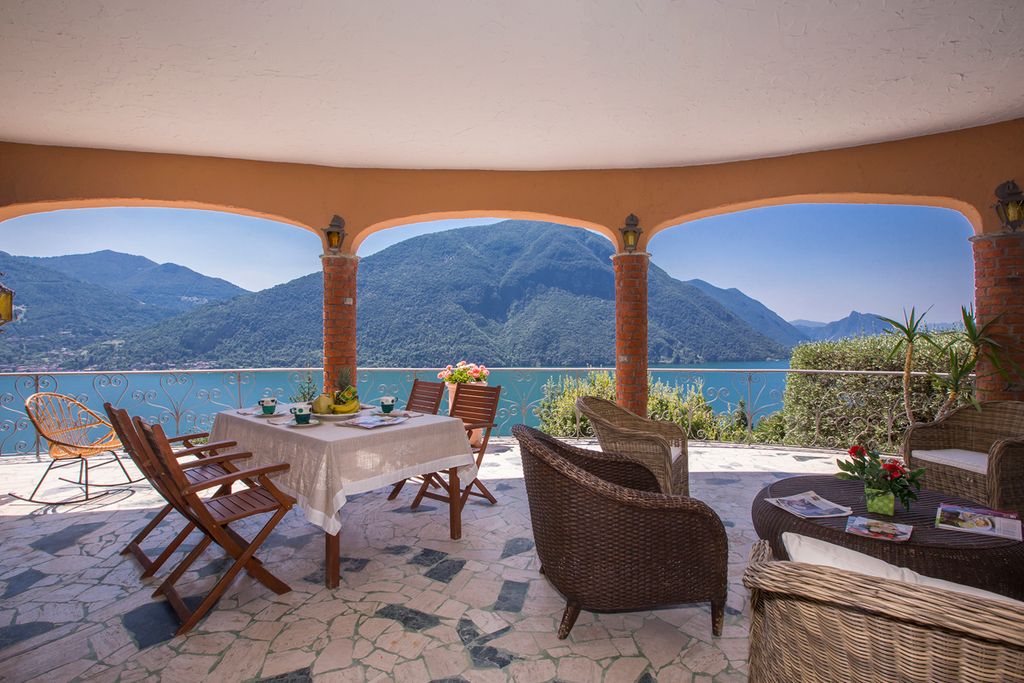 Villa Liberta Italian Lakes Olivers Travels 5