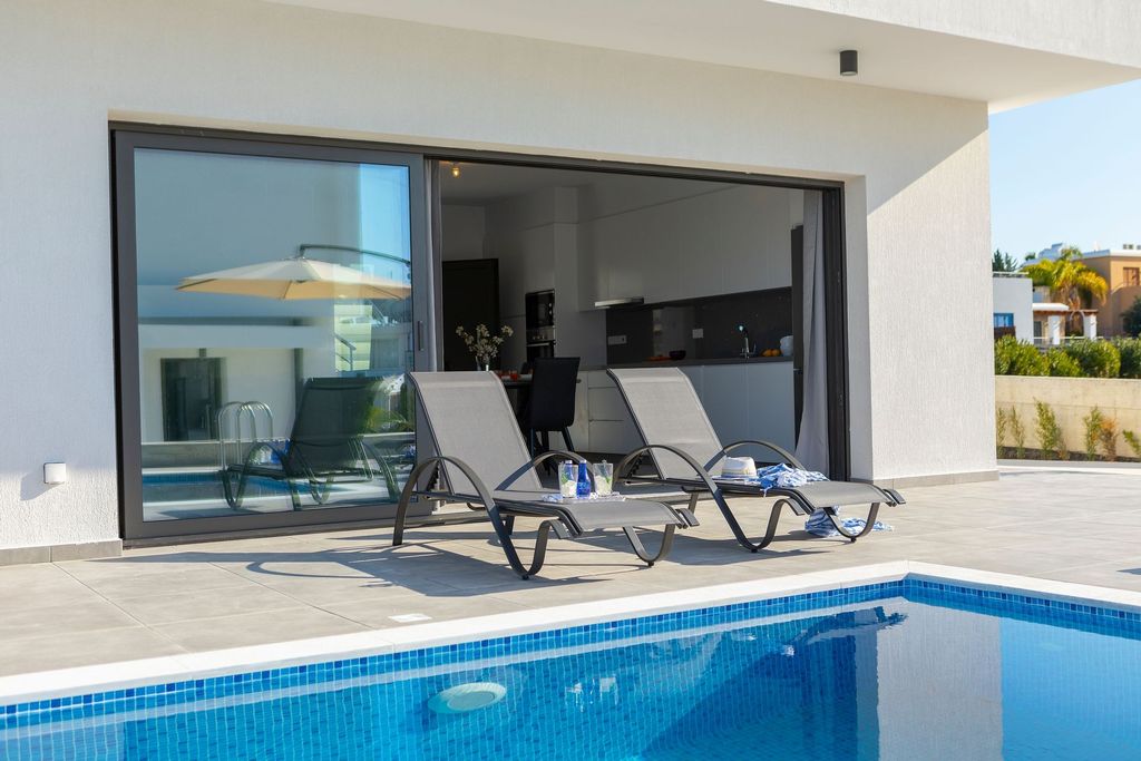 Villa Zafer Cyprus Olivers Travels 4