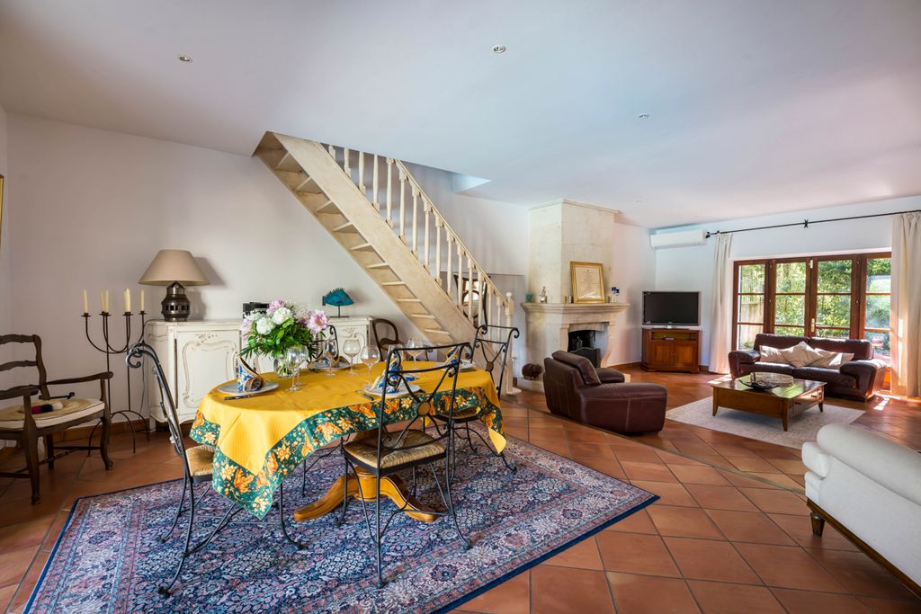 Villa des Papes French Riviera Olivers Travels4