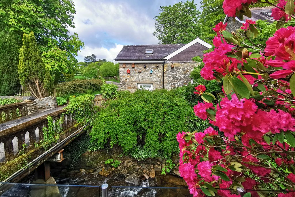 The Old Workshop Wales Olivers Travels 2