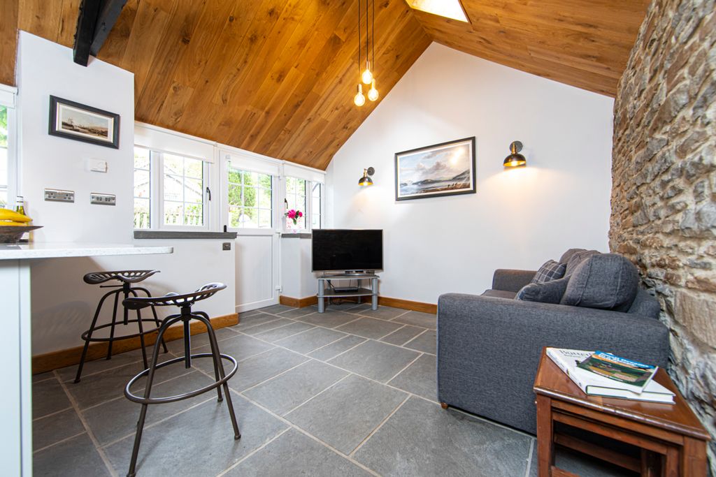 Riverside Cottage Wales Olivers Travels 3