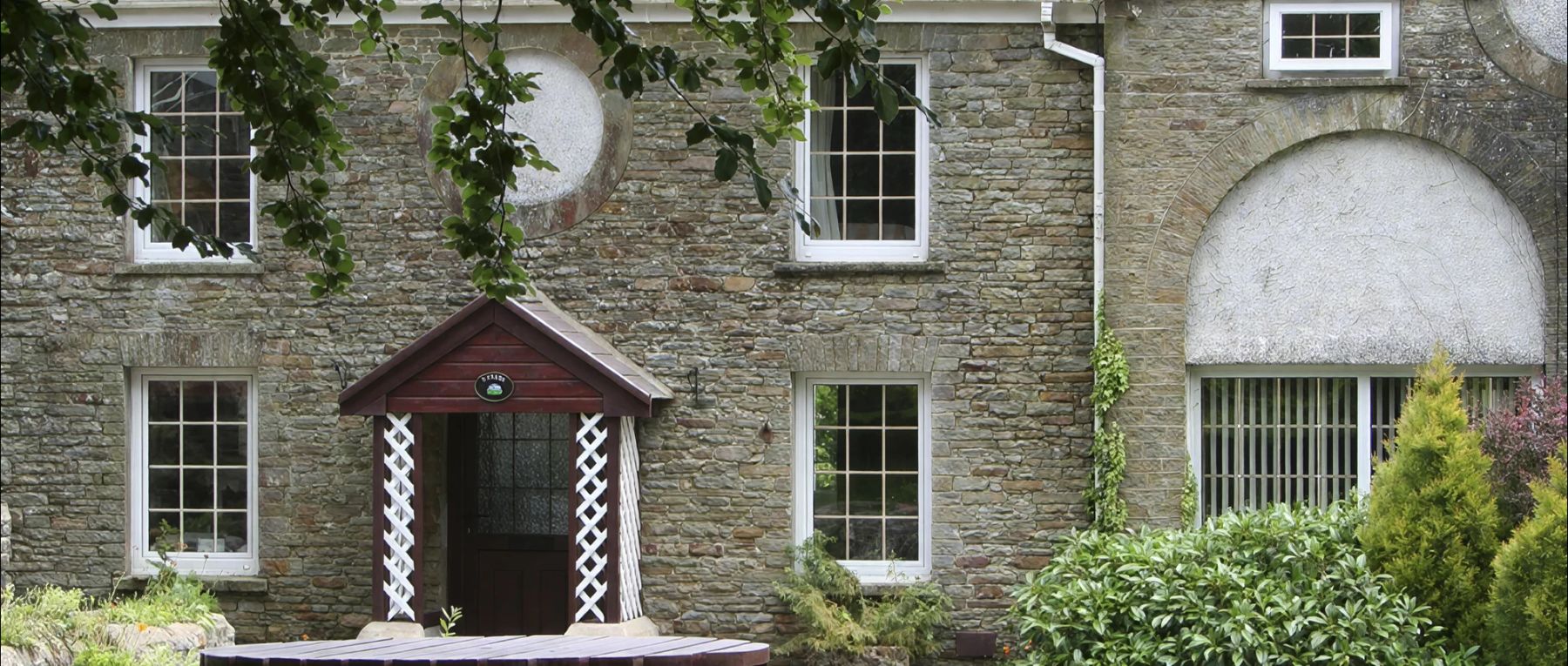 001 stable cottage wales olivers travels desktop center