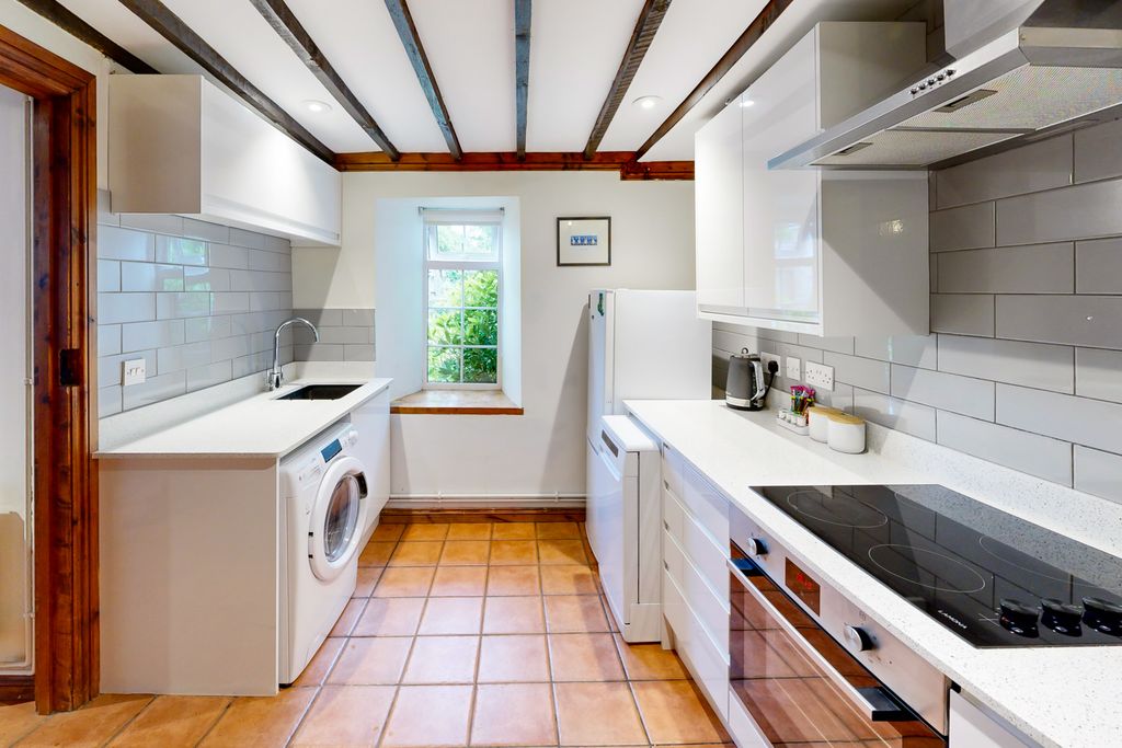 Parkland Cottage Wales Olivers Travels 2.1