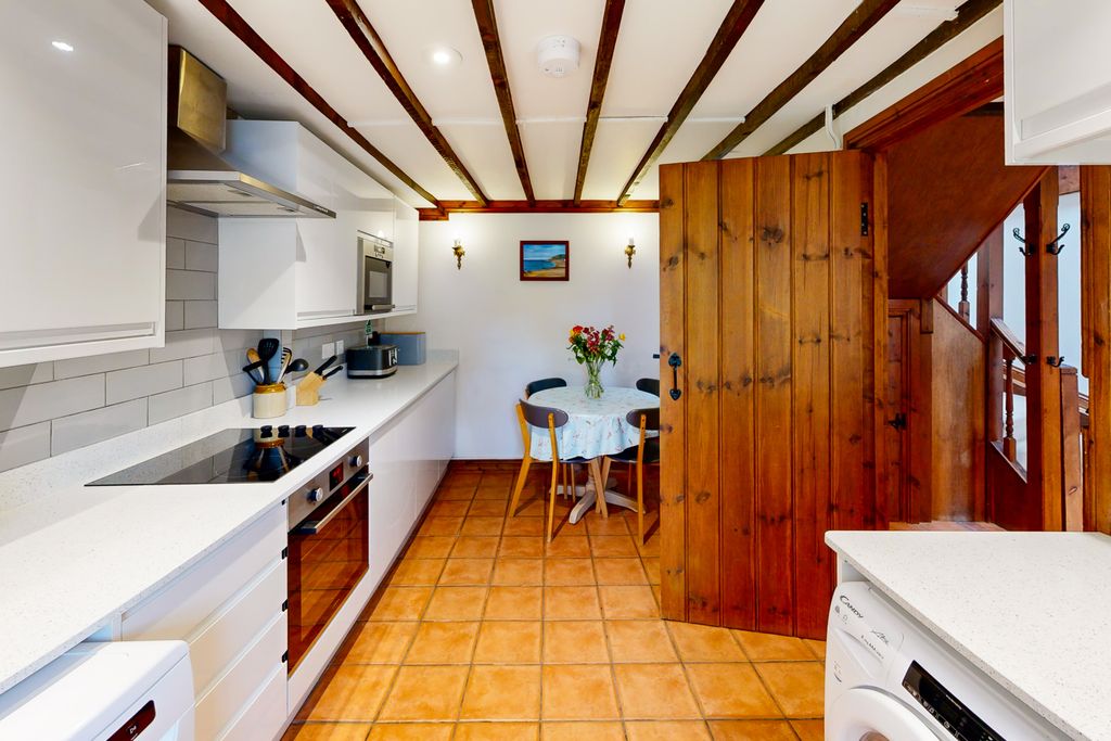 Parkland Cottage Wales Olivers Travels 2.2