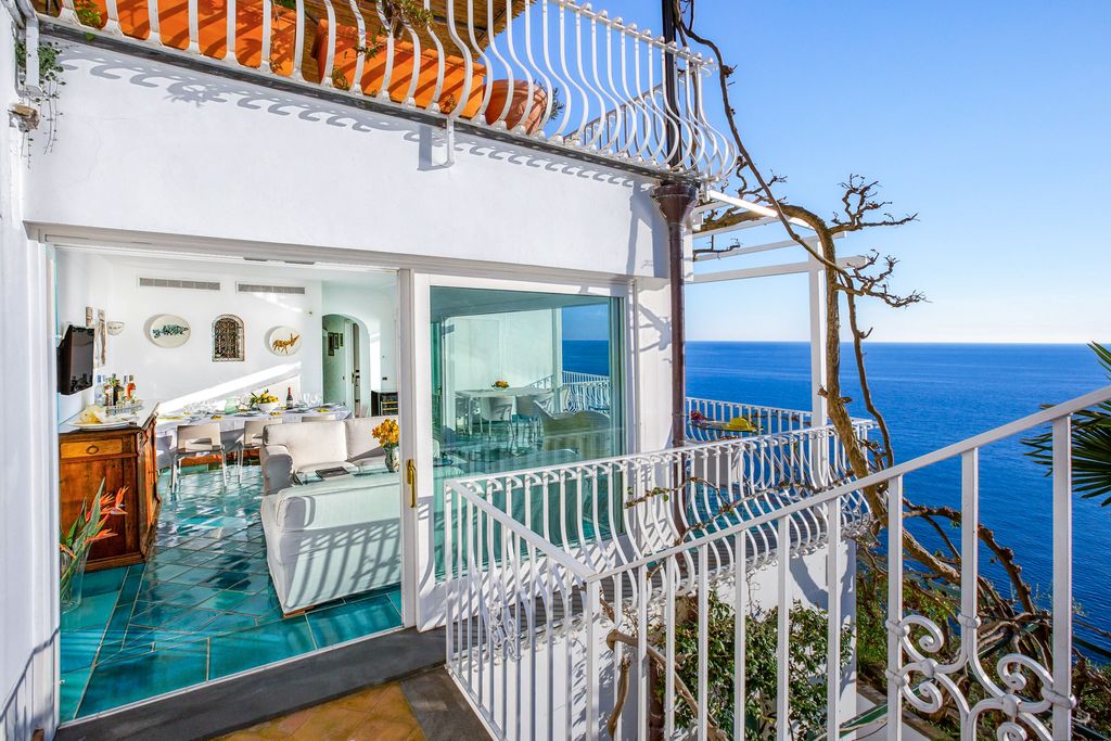 Casa Ariel Amalfi Coast Olivers Travels 02