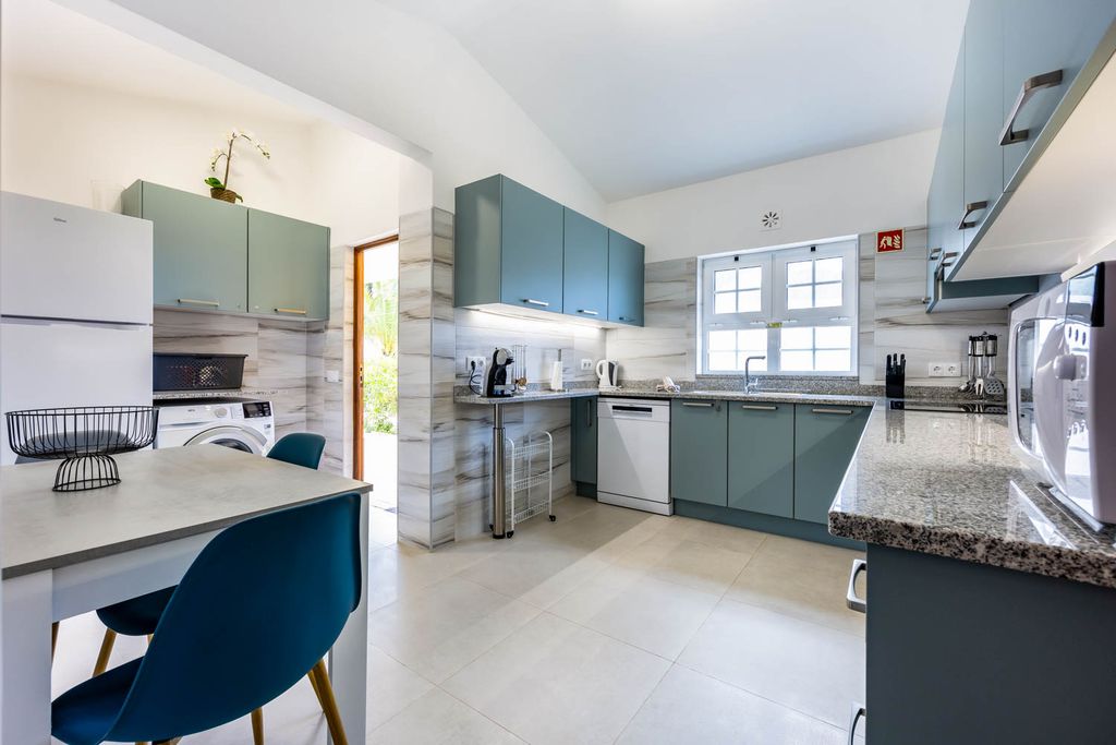 Casa Torga Algarve Portugal Olivers Travels 5