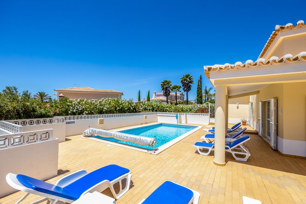 Casa Torga Algarve Portugal Olivers Travels 3