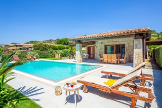 Domus De Acacia Italy Olivers Travels 1