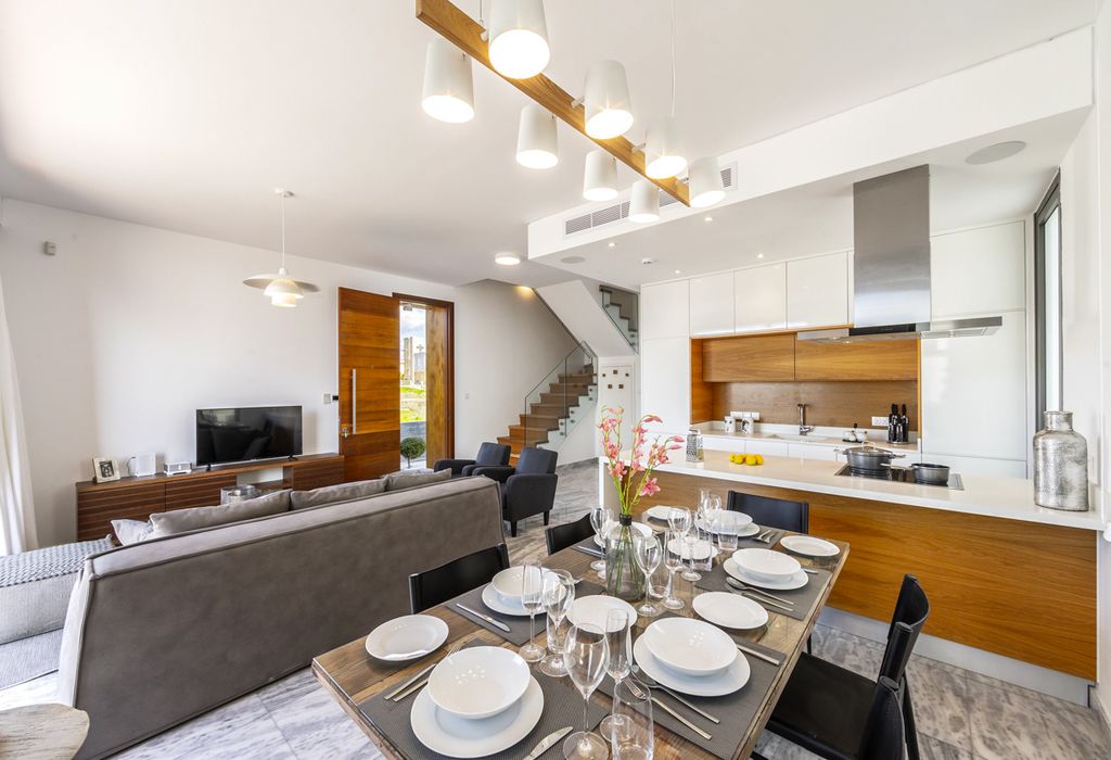 Villa Kostas Cyprus Olivers Travels 4