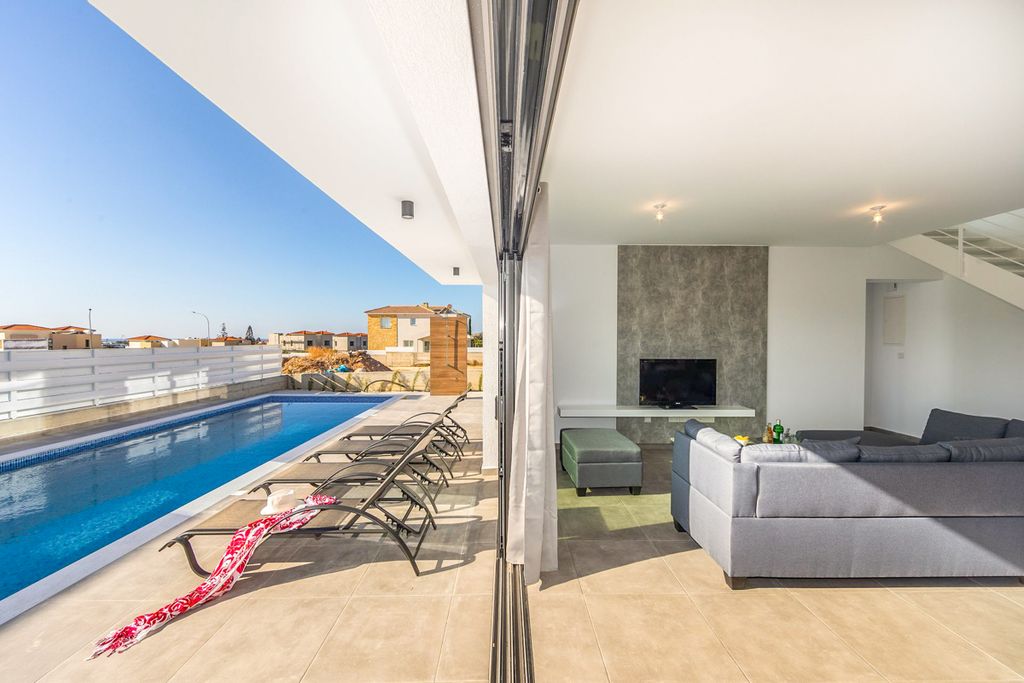 Villa Thora Cyprus Olivers Travels 5