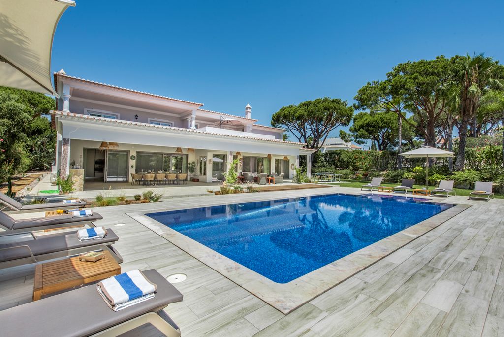 Villa Tucanos Algarve Portugal Olivers Travels 1