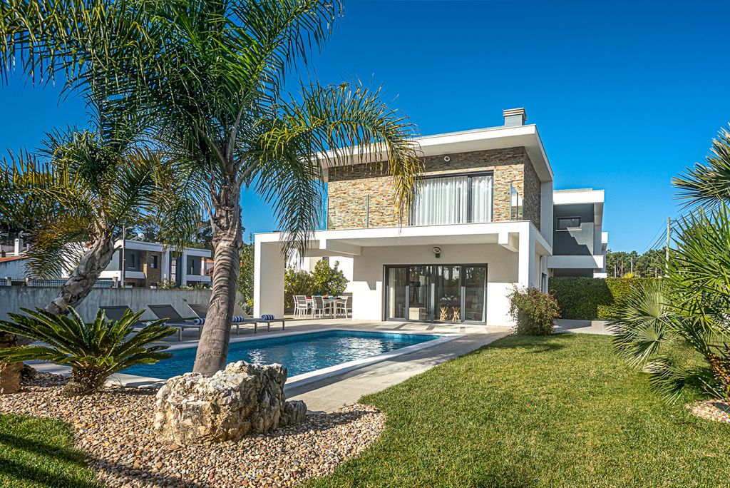 Casa Alves Lisbon Coast Olivers Travels 1