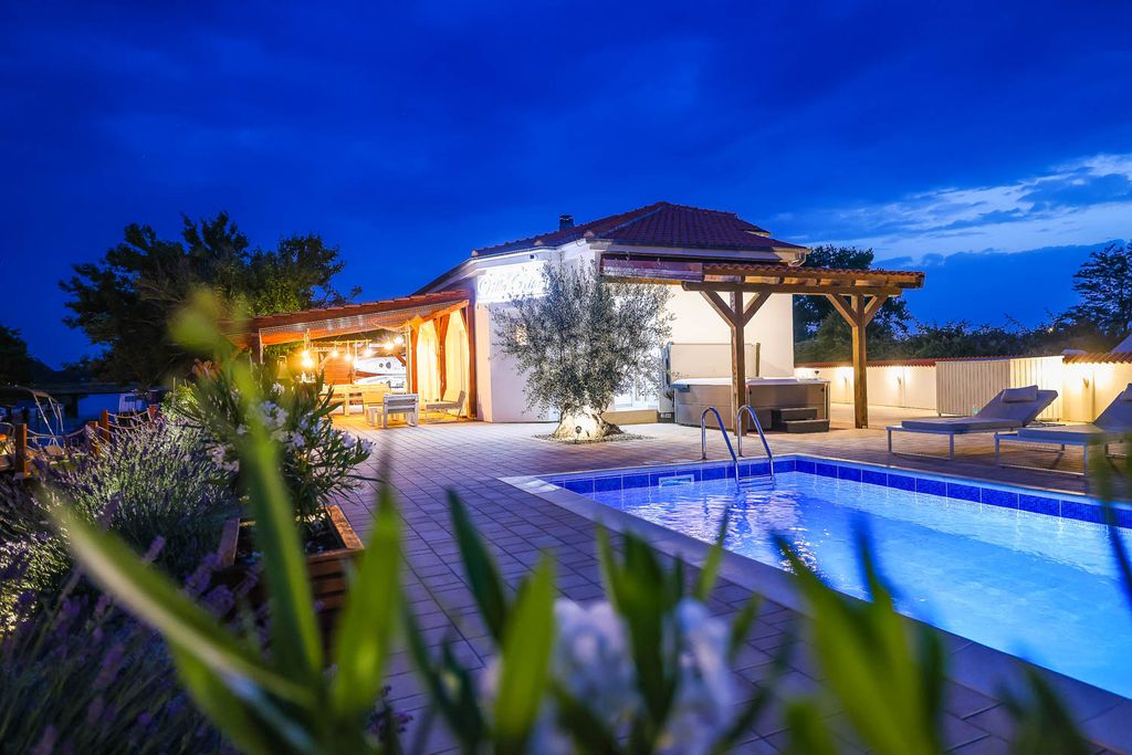 Villa Velebit Dalmatia Coast Croatia OliversTravels 2