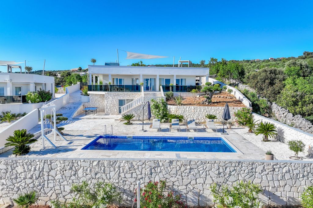 Villa Sevid Istria Olivers Travels 0.1