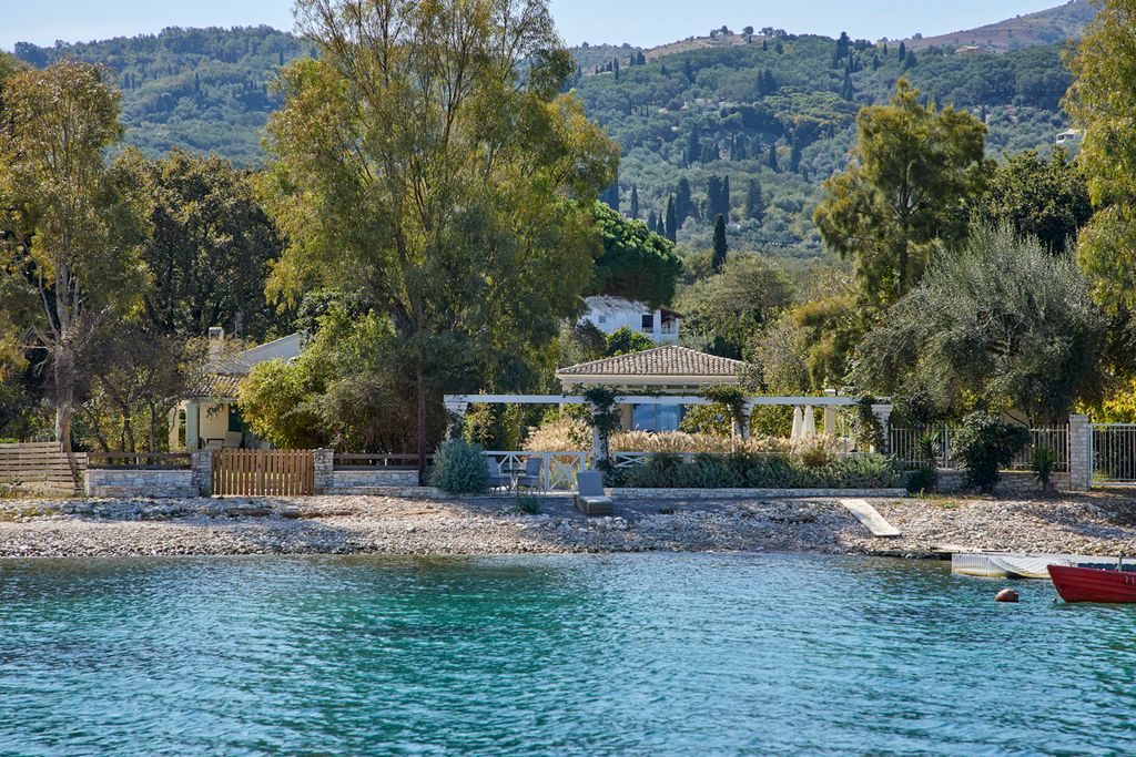 Avlaki Beach House Corfu Olivers Travels 1