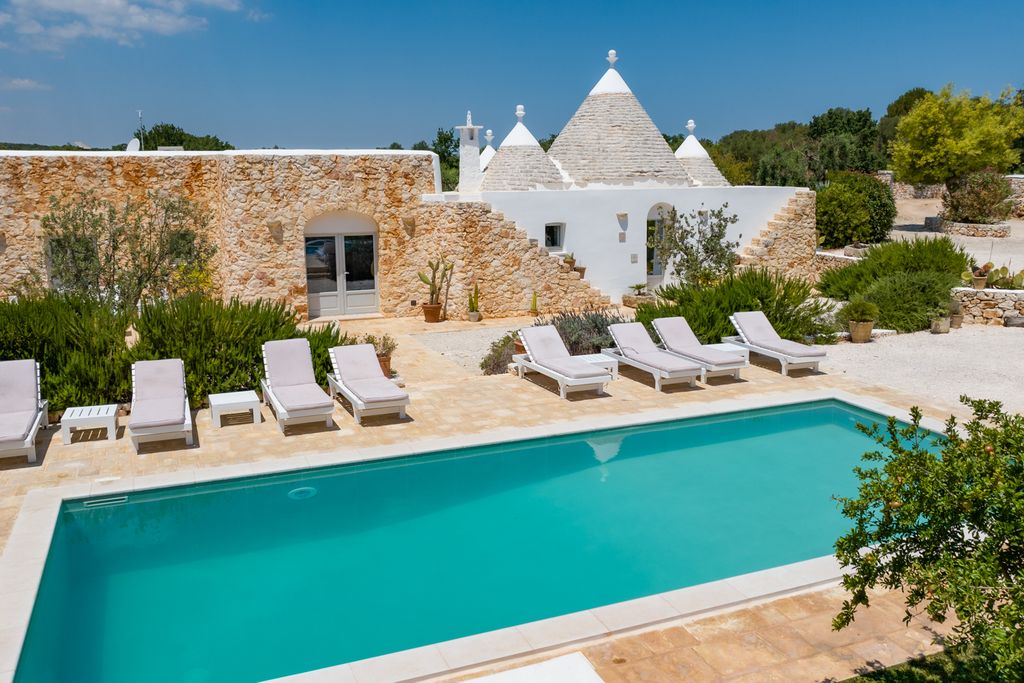 Trullo Mendula Puglia Olivers Travel 2