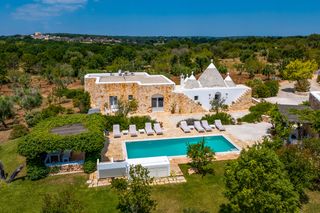 Trullo Mendula Puglia Olivers Travels 1