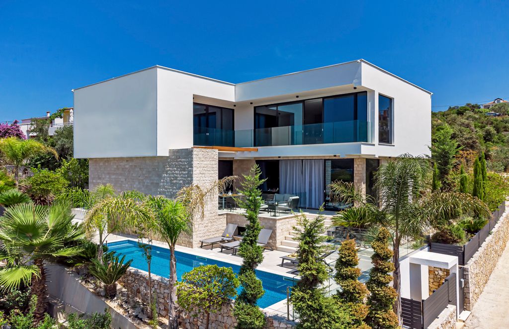 Villa Racquel Dalmatia Olivers Travels 1