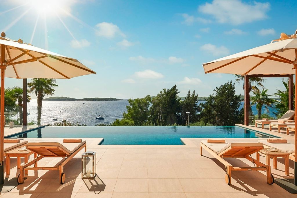 Villa Luksuzan I Hvar Cratia OliversTravels 3