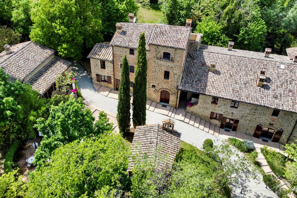 Poet House Umbria Olivers Travels 1.1