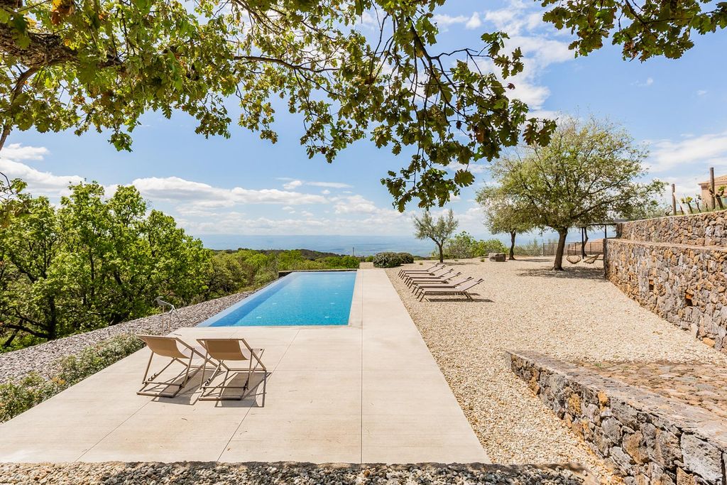 Villa Etna Sicily OliversTravels 2