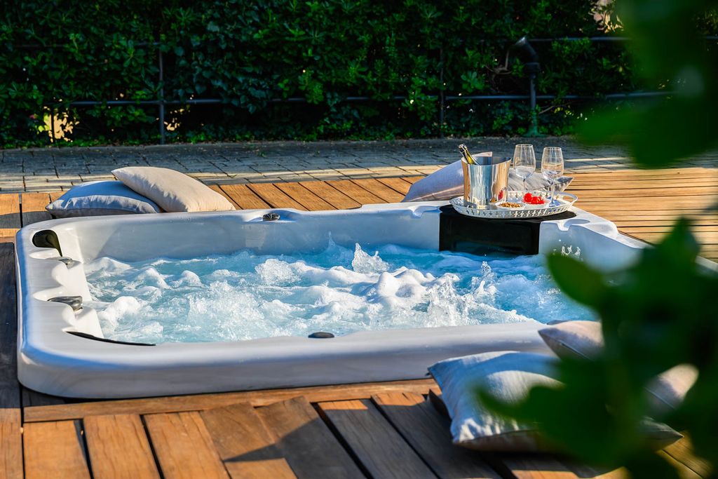 Villa Torre Giulia tuscany Italy Olivers Travels 4