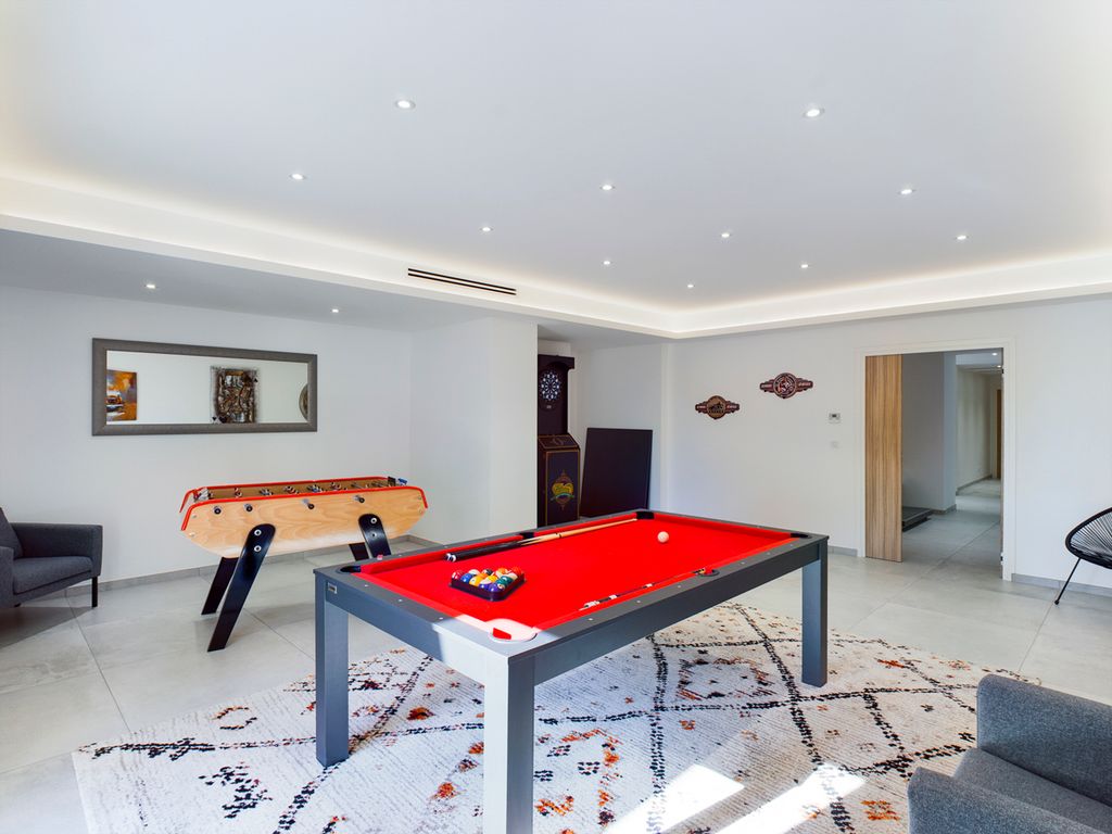 Villa Renoir French Riviera Olivers Travels 5