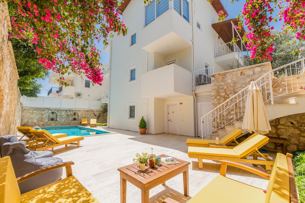 Villa Arzu Kalkan Olivers Travels 5