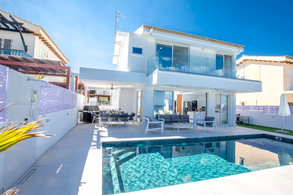 Villa Nicos Cyprus Olivers Travels 1