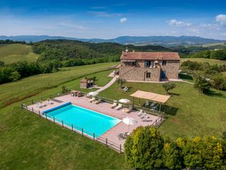 Casale Morus Alba Tuscany Olivers Travels 1