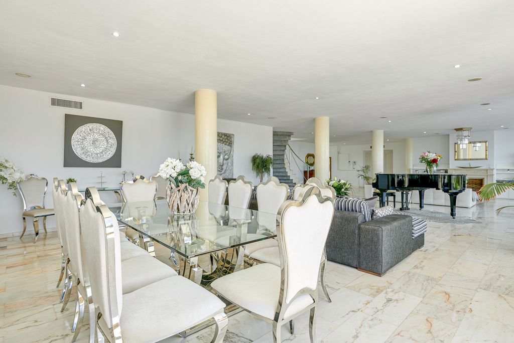 Villa Oria Ibiza Olivers Travels 4