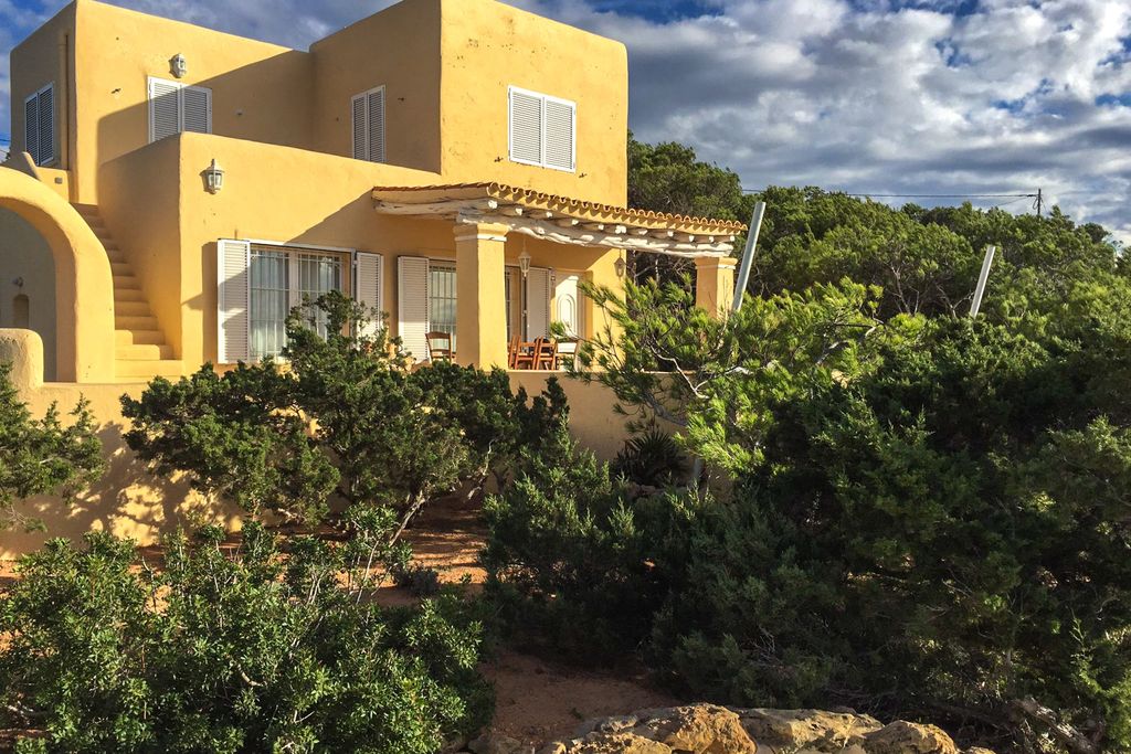 Can Negret Ibiza Olivers Travel 4