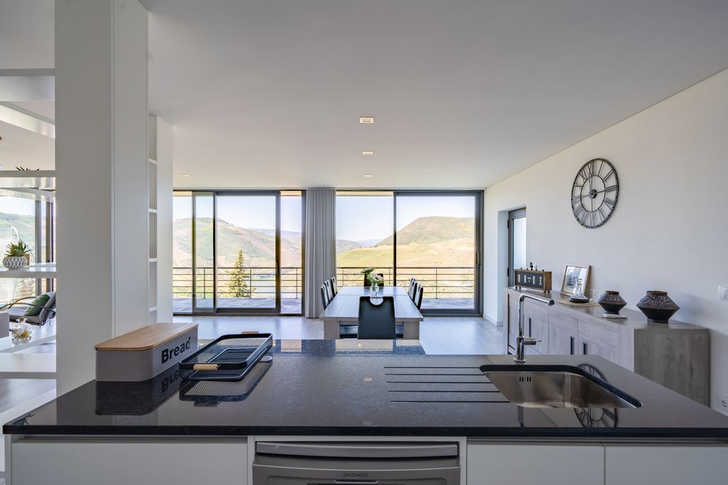 Villa Folgosa Douro Portugal OliversTravels 4