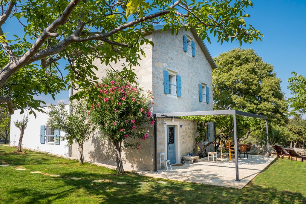 Villa Nerezine Dalmatia Olivers Travels 1