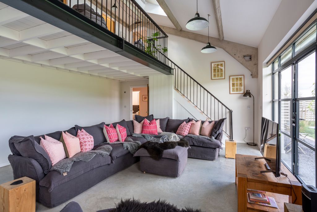 Lewes Barn South East Olivers Travels3